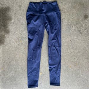 Balance athletica seamless navy leggings